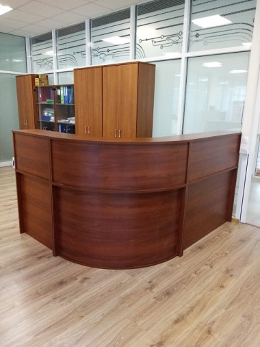 Стойка ресепшн Эдем 2100х1600х1170 Орех — Аэлита
